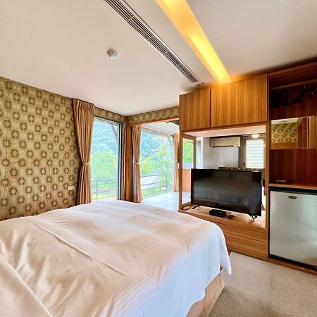 Wulai Sunglyu Hot Spring Resort Экстерьер фото