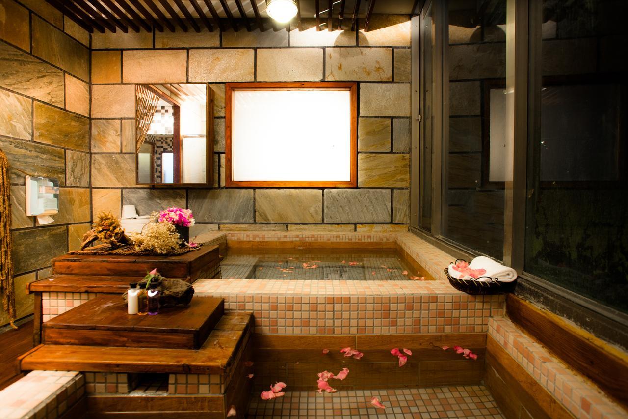 Wulai Sunglyu Hot Spring Resort Экстерьер фото